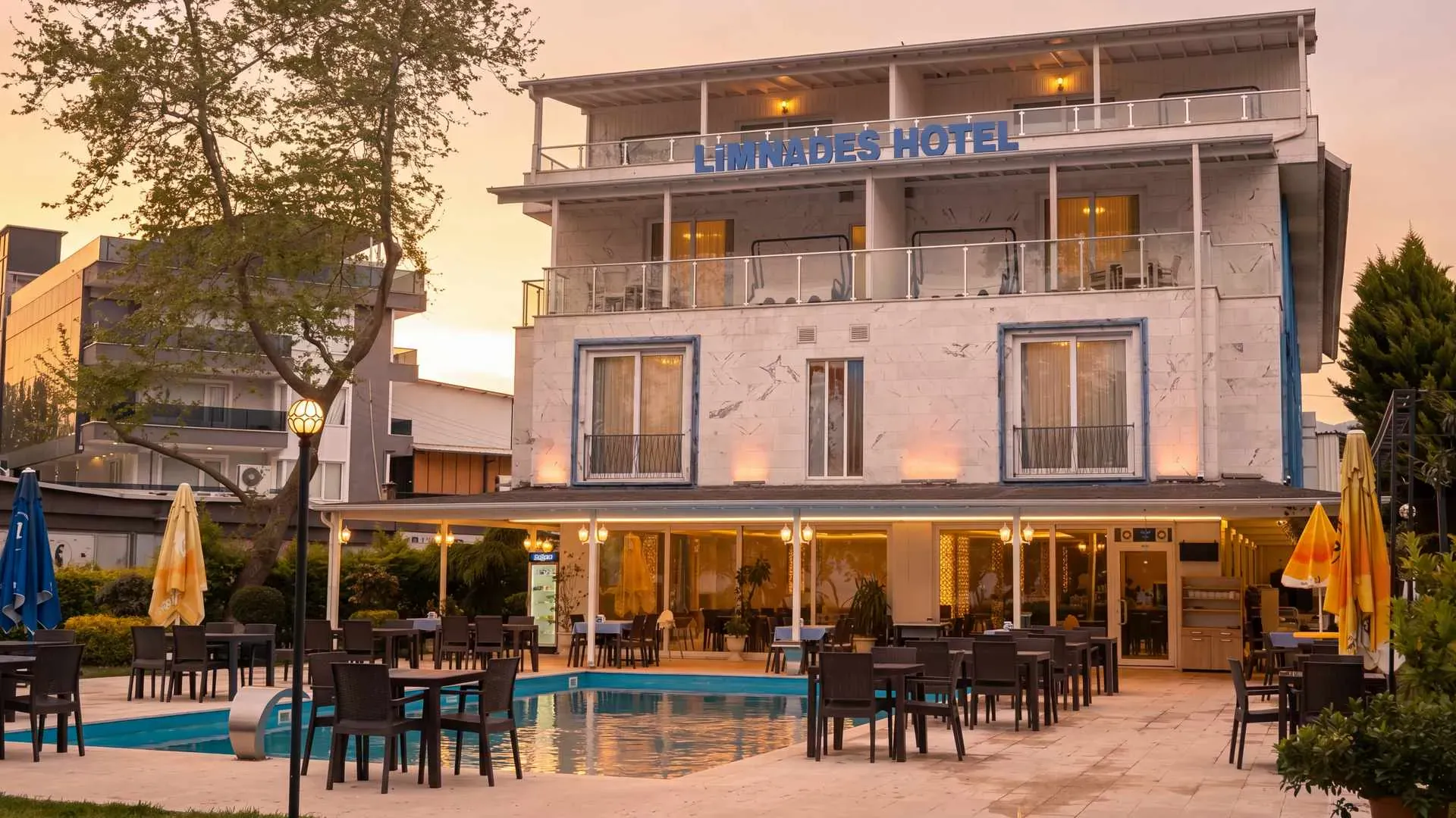 Limnades Hotel