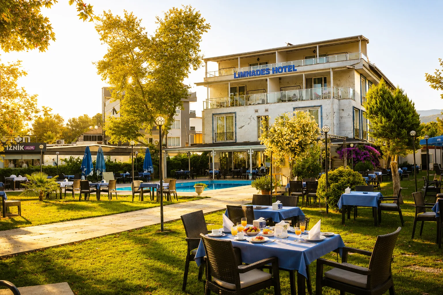Limnades Restaurant | İznik Göl Manzaralı Restoran
